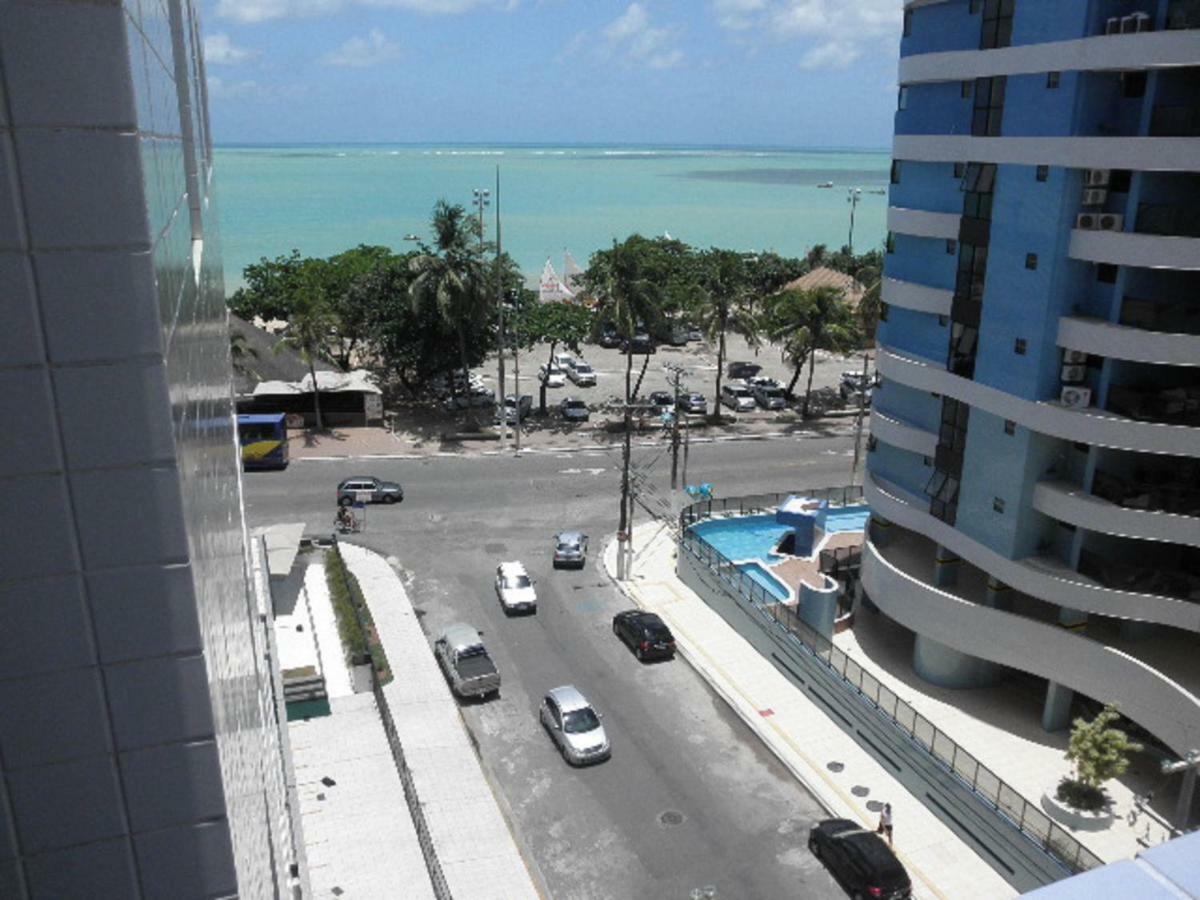 Na Beira Mar De Pajucara- Edif Neo- Apartamento Quarto E Sala- Tem Varanda - Vista Lateral Do Mar- Rua Julio Plech Filho 60 Esquina Com Avenida Doutor Antonio Gouveia - Consumo Eletrico E Pago No Ckeck-Out 1Kwh E 1,35 Reias Maceio  Luaran gambar