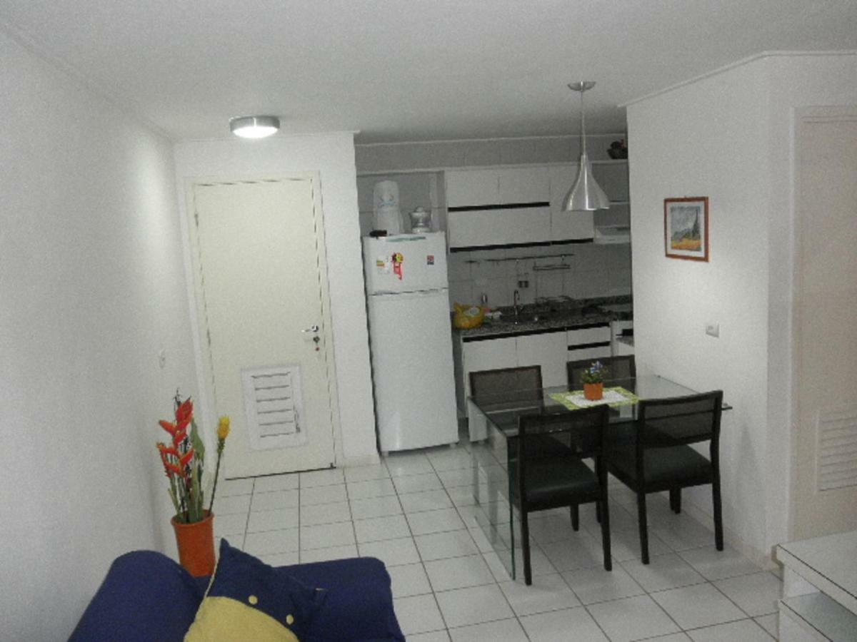 Na Beira Mar De Pajucara- Edif Neo- Apartamento Quarto E Sala- Tem Varanda - Vista Lateral Do Mar- Rua Julio Plech Filho 60 Esquina Com Avenida Doutor Antonio Gouveia - Consumo Eletrico E Pago No Ckeck-Out 1Kwh E 1,35 Reias Maceio  Luaran gambar